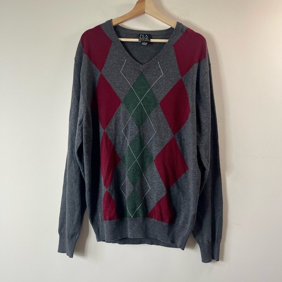Jos. A. Bank Other - Jos. A. Bank Gray V-Neck Sweater with Red and Green Argyle